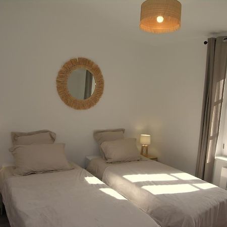 Gite L'Annexe Du Prieure Besson ภายนอก รูปภาพ