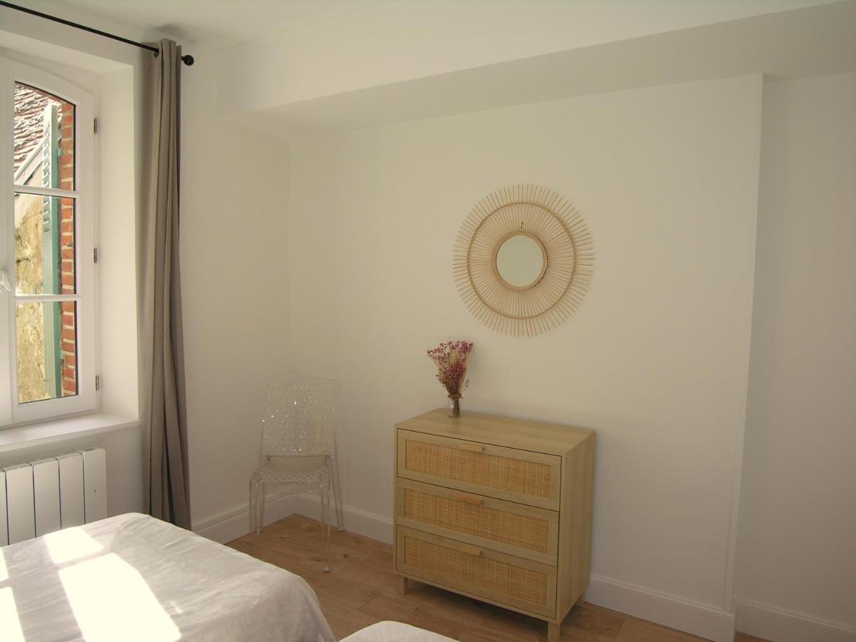 Gite L'Annexe Du Prieure Besson ภายนอก รูปภาพ